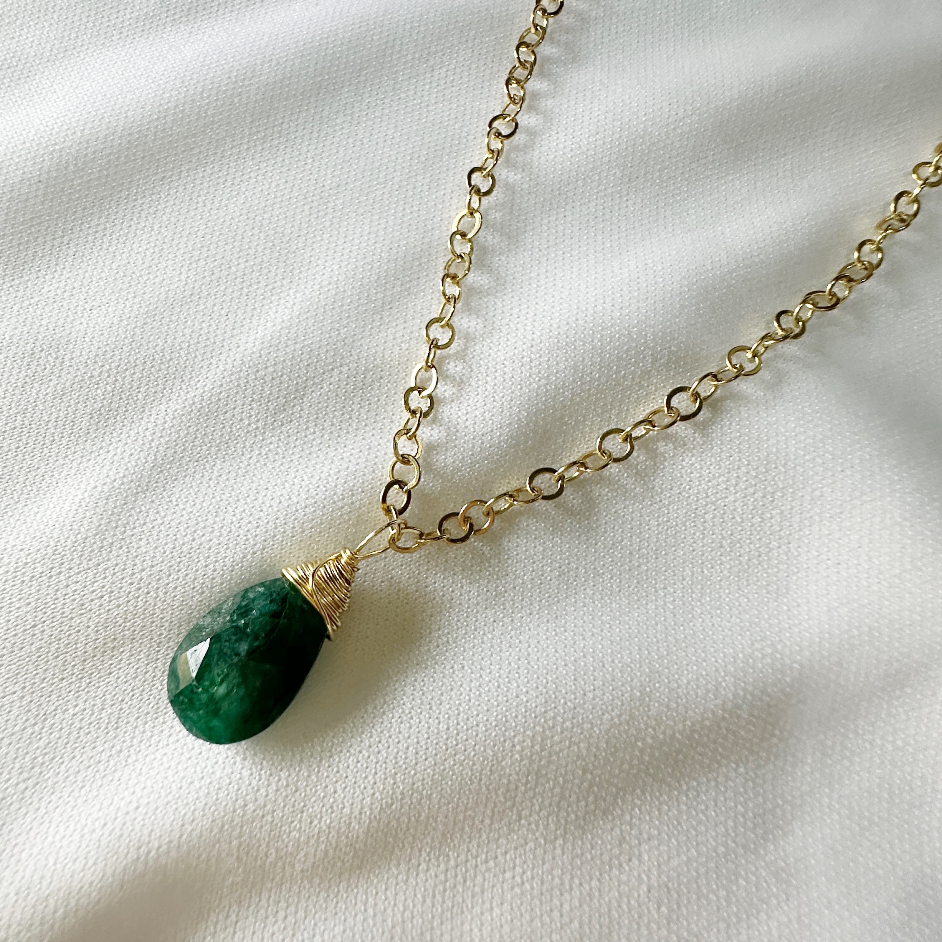 Collares Aura